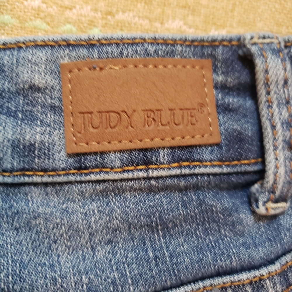 Women's Judy Blue Denim Shorts Size 1XL Blue - Picture 7 of 10